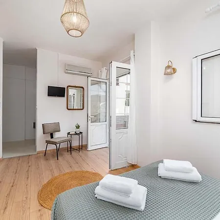 Apartmanhotel Troulis Seaside 3*