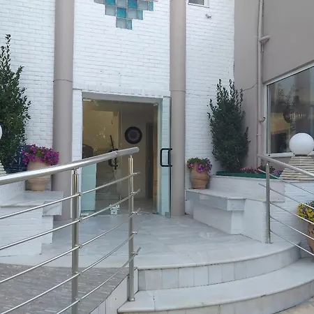 Hotel apartamentowy Troulis Seaside 3*